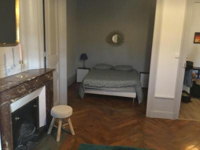 For rent Lyon-7eme-arrondissement 3 rooms 75 m2 Rhone (69007) photo 1