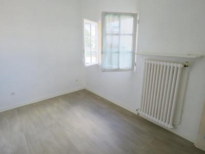For sale Bordeaux 4 rooms 76 m2 Gironde (33100) photo 0