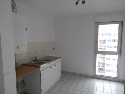 For rent Lyon-6eme-arrondissement 3 rooms 63 m2 Rhone (69006) photo 2