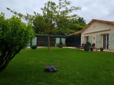For sale Chaunay 14 rooms 215 m2 Vienne (86510) photo 1