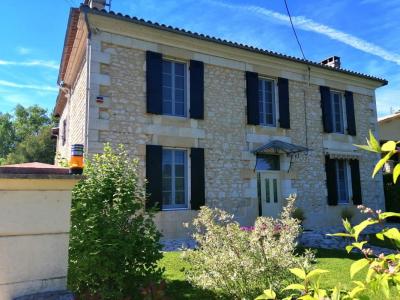 For sale Pineuilh 8 rooms 202 m2 Gironde (33220) photo 1