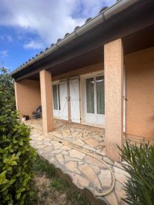 For sale Carcassonne 5 rooms 143 m2 Aude (11000) photo 2