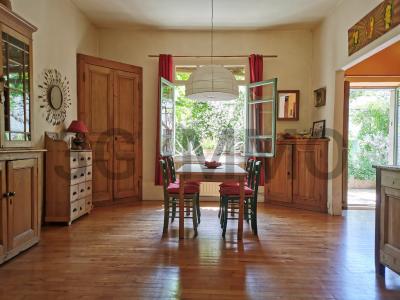 For sale Vacquieres 5 rooms 120 m2 Herault (34270) photo 0