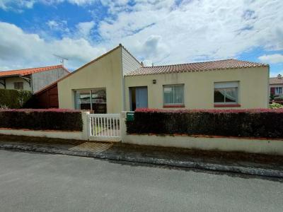 For sale Saint-laurent-sur-sevre 5 rooms 109 m2 Vendee (85290) photo 1