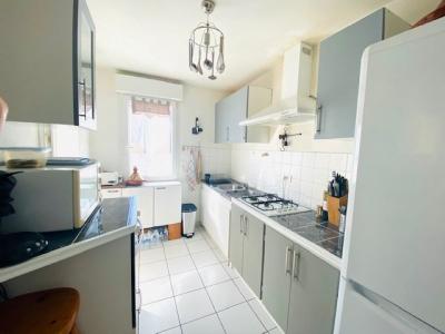 For sale Candillargues 3 rooms 51 m2 Herault (34130) photo 2