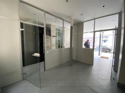 Louer Local commercial 35 m2 Paris-5eme-arrondissement