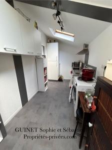 For sale Lucon 4 rooms 65 m2 Vendee (85400) photo 3