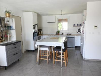For sale Gignac 5 rooms 104 m2 Herault (34150) photo 2