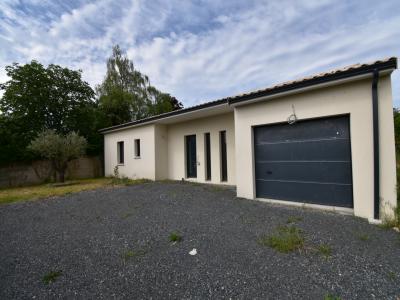 For sale Magnac-sur-touvre GRAND ANGOULEME 4 rooms 91 m2 Charente (16600) photo 0