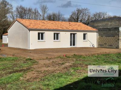 For sale Challans 5 rooms 84 m2 Vendee (85300) photo 1