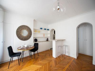Louer Appartement 28 m2 Paris-7eme-arrondissement