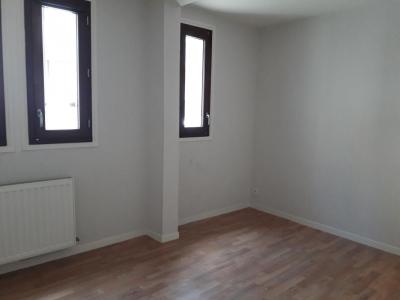 Louer Appartement 63 m2 Chatre