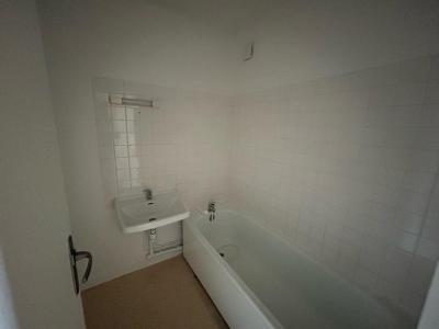 For rent Chatre 2 rooms 59 m2 Indre (36400) photo 4