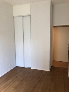 Louer Appartement 82 m2 Chatre