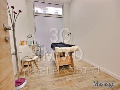 For sale Cannes 9 rooms 214 m2 Alpes Maritimes (06400) photo 1
