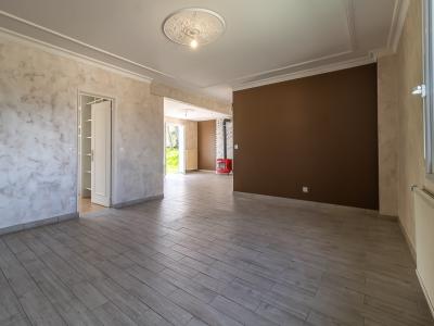 For sale Chabris 7 rooms 145 m2 Indre (36210) photo 3