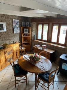 For sale Chateldon 5 rooms 134 m2 Puy de dome (63290) photo 2