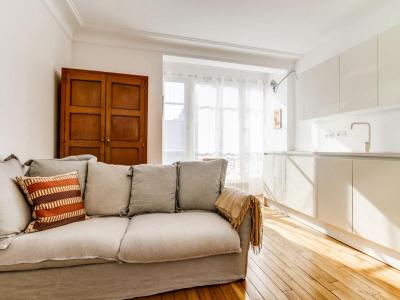Louer Appartement Paris-17eme-arrondissement 1200 euros