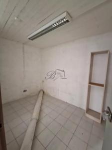 For rent Tour-d'aigues 1 room 40 m2 Vaucluse (84240) photo 1