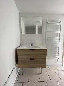 For rent Caudry 1 room 26 m2 Nord (59540) photo 3