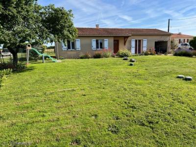 For sale Ruffec 5 rooms 106 m2 Charente (16700) photo 2