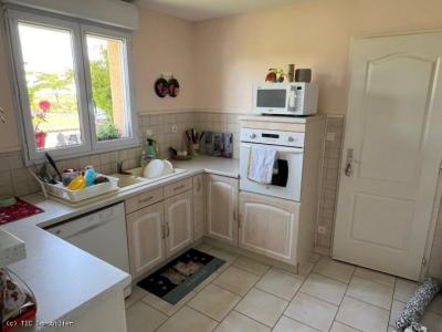 For sale Ruffec 5 rooms 106 m2 Charente (16700) photo 3