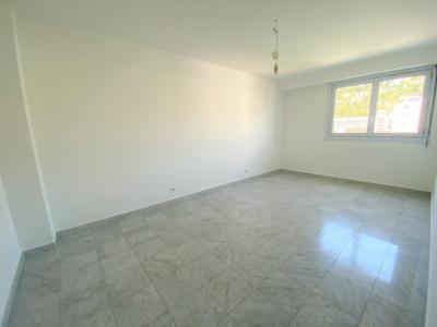 For rent Nice 3 rooms 79 m2 Alpes Maritimes (06000) photo 4