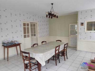 For sale Chateaumeillant 5 rooms 145 m2 Cher (18370) photo 1