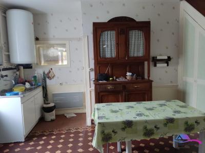 For sale Chateaumeillant 5 rooms 145 m2 Cher (18370) photo 3