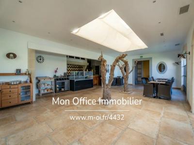 For sale Pertuis 5 rooms 450 m2 Vaucluse (84120) photo 1