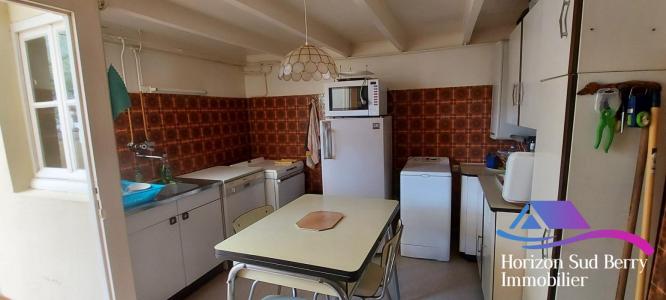For sale Chateaumeillant 3 rooms 60 m2 Cher (18370) photo 4