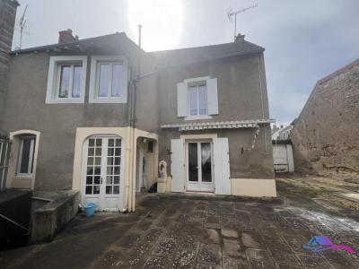 For sale Chateaumeillant 4 rooms 115 m2 Cher (18370) photo 0