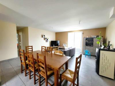 For sale Mereville 4 rooms 88 m2 Essonne (91660) photo 2