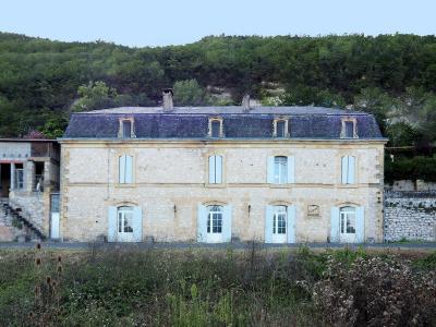 For sale Saint-cyprien 6 rooms 228 m2 Dordogne (24220) photo 0