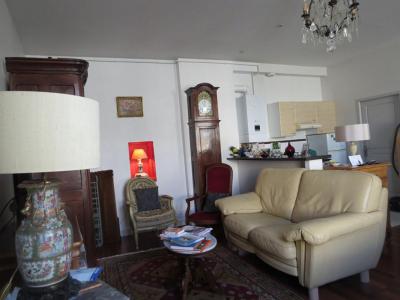 For sale Fontenay-le-comte 3 rooms 65 m2 Vendee (85200) photo 2