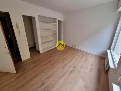 For sale Bourges 1 room 15 m2 Cher (18000) photo 1