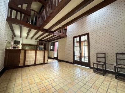 For sale Catenoy 8 rooms 212 m2 Oise (60600) photo 3