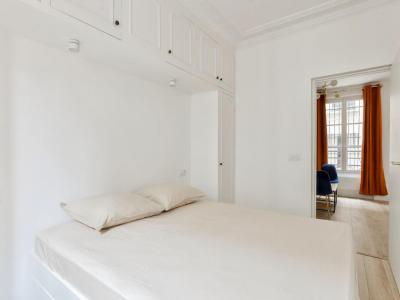 Louer Appartement Paris-18eme-arrondissement 870 euros