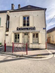 For sale Rouvray 4 rooms 143 m2 Cote d'or (21530) photo 0
