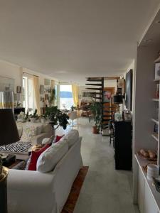 For rent Toulon 3 rooms 90 m2 Var (83000) photo 2