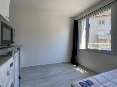 For sale Grenoble 1 room 14 m2 Isere (38000) photo 2