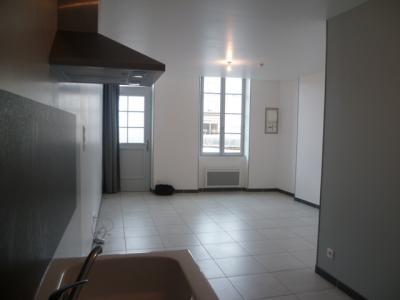 For rent Clamecy 1 room 27 m2 Nievre (58500) photo 1