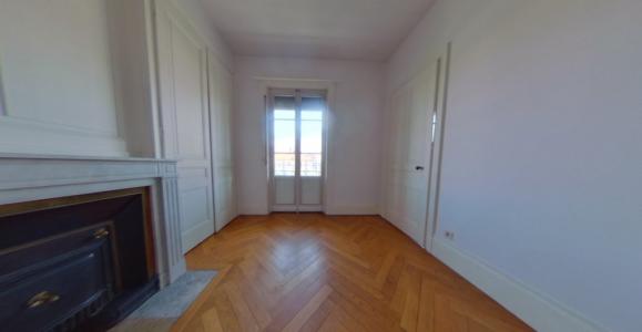 For rent Lyon-7eme-arrondissement 4 rooms 110 m2 Rhone (69007) photo 4