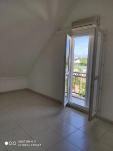 For sale Saint-denis 3 rooms 107 m2 Reunion (97400) photo 3