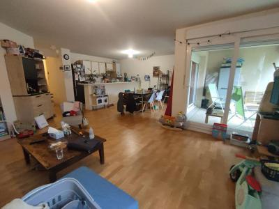 For sale Poitiers 4 rooms 85 m2 Vienne (86000) photo 3