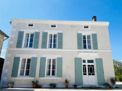 For sale Paille Charente Maritime 6 rooms 130 m2 Charente maritime (17470) photo 0