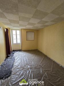 For sale Dun-sur-auron 2 rooms 60 m2 Cher (18130) photo 3