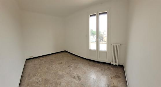 For rent Arles 4 rooms 100 m2 Bouches du Rhone (13200) photo 4