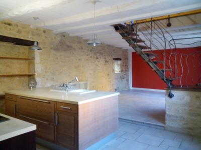 Louer Maison 103 m2 Saint-front-sur-lemance