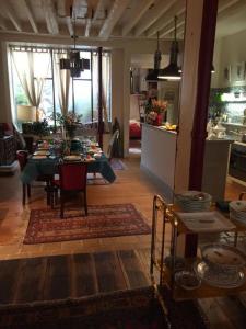 For sale Paris-11eme-arrondissement 3 rooms 93 m2 Paris (75011) photo 2